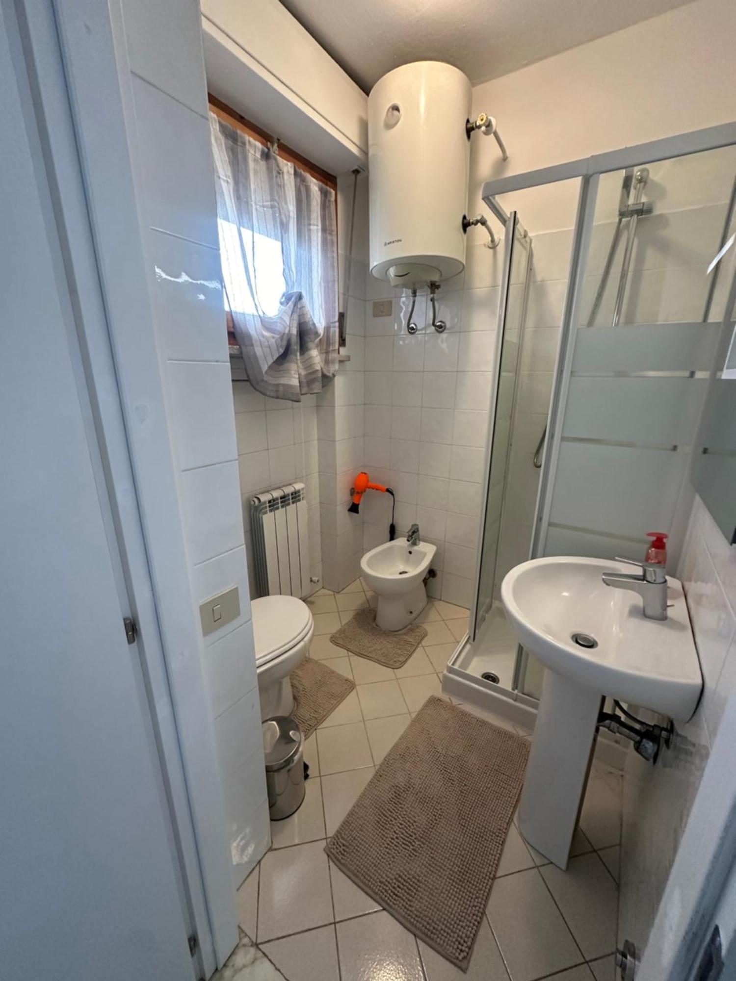 B&B Luna Rosa Pisa Luaran gambar